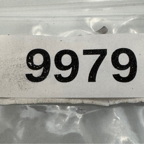 Greg Norman Black Sleeveless Sweater Vest Men’s Large Golf V-Neck Knit - Picture 4 of 4